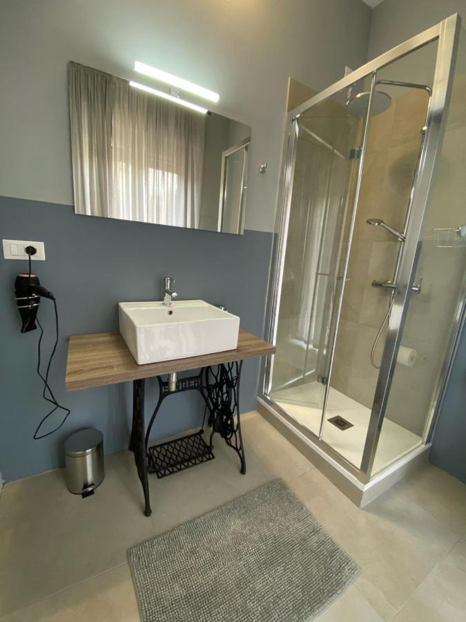 Delle Rose Rooms Верона Экстерьер фото