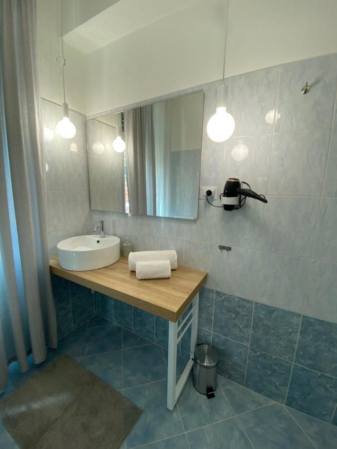 Delle Rose Rooms Верона Экстерьер фото